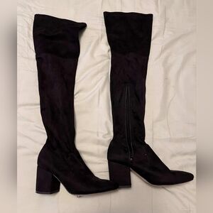 Elegant Black Over-the-Knee Boots
